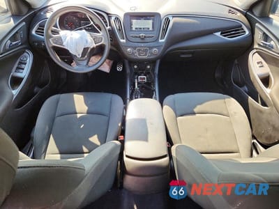 Zdjęcie 8 z 12 samochodu: 2017 CHEVROLET MALIBU LS VIN:1G1ZB5STXHF124297 - miniatura