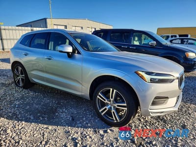 Czwarte zdjęcie samochodu z boku: 2021 VOLVO XC60 T5 MOMENTUM VIN:YV4102RK4M1835374 - miniatura