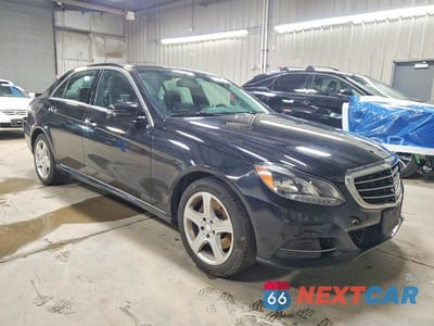 Czwarte zdjęcie samochodu z boku: 2014 MERCEDES-BENZ E 350 4MATIC VIN:WDDHF8JB1EA925782 - miniatura