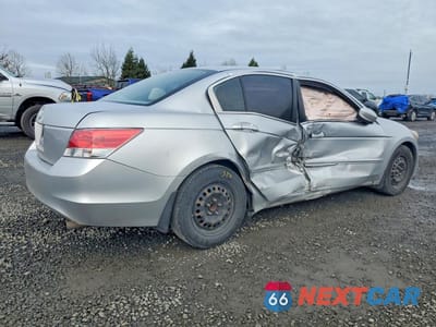 Trzecie zdjęcie samochodu z tyłu: 2009 HONDA ACCORD LX VIN:1HGCP26309A066224 - miniatura