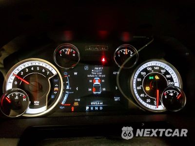 Zdjęcie 9 z 12 samochodu: 2018 RAM 1500 SPORT VIN:1C6RR7UT5JS190871 - miniatura