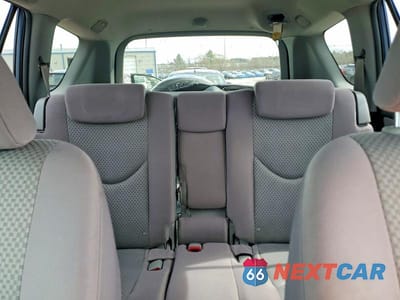 Zdjęcie 10 z 12 samochodu: 2006 TOYOTA RAV4 BASE VIN:JTMBD33V765034454 - miniatura
