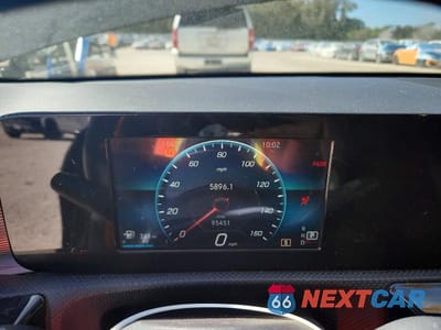 Zdjęcie 9 z 11 samochodu: 2019 MERCEDES-BENZ A 220 VIN:WDD3G4EBXKW032812 - miniatura