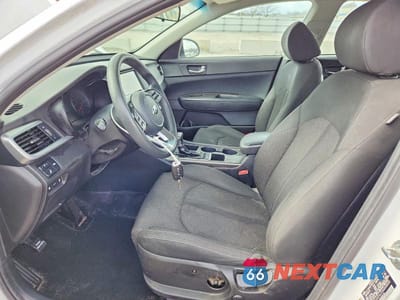 Zdjęcie 7 z 12 samochodu: 2019 KIA OPTIMA LX VIN:5XXGT4L31KG358650 - miniatura
