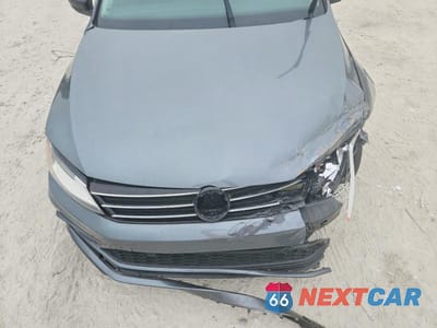 Zdjęcie 11 z 12 samochodu: 2018 VOLKSWAGEN JETTA SE VIN:3VWDB7AJ3JM222989 - miniatura