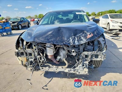 Piąte zdjęcie samochodu w środku: 2019 HONDA CIVIC LX VIN:19XFC2F63KE019242 - miniatura