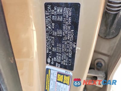 Zdjęcie 12 z 12 samochodu: 2015 KIA SOUL + VIN:KNDJP3A50F7154574 - miniatura