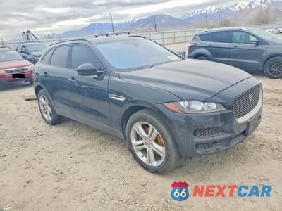 Czwarte zdjęcie samochodu z boku: 2017 JAGUAR F-PACE PREMIUM VIN:SADCJ2BN9HA086983 - miniatura