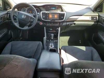 Zdjęcie 8 z 11 samochodu: 2017 HONDA ACCORD EX VIN:1HGCR2F07HA224136 - miniatura