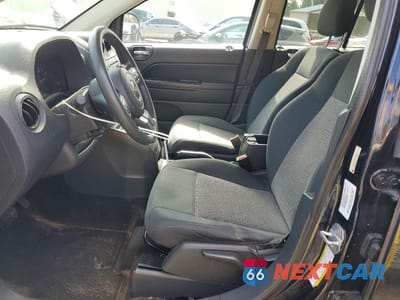 Zdjęcie 7 z 12 samochodu: 2011 JEEP COMPASS SPORT VIN:1J4NF1FB8BD163844 - miniatura