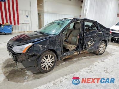 2010 FORD FOCUS SEL 1FAHP3HN9AW134171 - główne zdjęcie licytacji z USA - miniatura