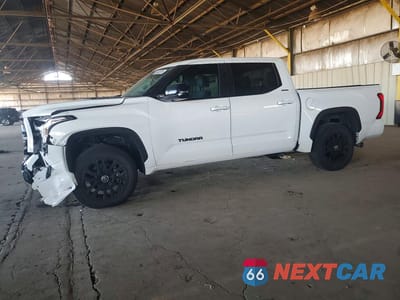 2024 TOYOTA TUNDRA LIMITED HV 5TFWC5DB9RX063466 - główne zdjęcie licytacji z USA - miniatura