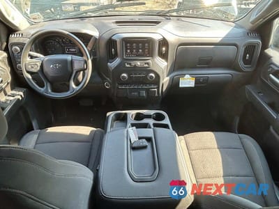 Zdjęcie 9 z 10 samochodu: 2024 CHEVROLET SILVERADO K1500 TRAIL BOSS CUSTOM VIN:3GCUDCE86RG359836 - miniatura