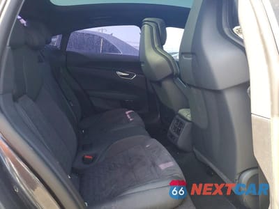 Zdjęcie 10 z 11 samochodu: 2023 AUDI E-TRON GT PREMIUM PLUS VIN:WAUCJBFW2P7005913 - miniatura