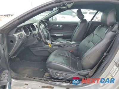 Zdjęcie 7 z 11 samochodu: 2019 FORD MUSTANG VIN:1FATP8UH3K5131412 - miniatura