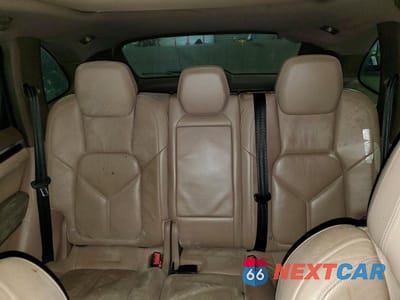 Zdjęcie 10 z 13 samochodu: 2012 PORSCHE CAYENNE S VIN:WP1AB2A26CLA48341 - miniatura