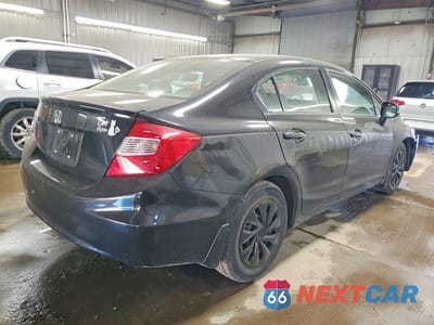 Trzecie zdjęcie samochodu z tyłu: 2012 HONDA CIVIC LX VIN:19XFB2F53CE014943 - miniatura