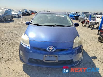 Piąte zdjęcie samochodu w środku: 2010 TOYOTA PRIUS IV VIN:JTDKN3DU2A0016792 - miniatura
