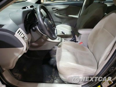 Zdjęcie 7 z 12 samochodu: 2012 TOYOTA COROLLA LE VIN:2T1BU4EE9CC898200 - miniatura