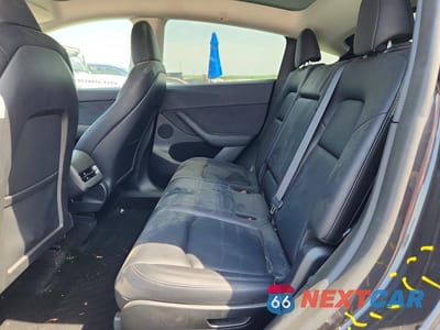 Zdjęcie 10 z 13 samochodu: 2024 TESLA MODEL Y VIN:7SAYGAEEXRF066274 - miniatura