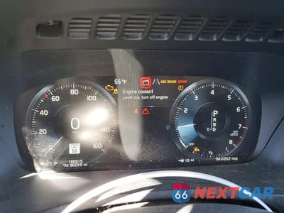 Zdjęcie 9 z 12 samochodu: 2017 VOLVO XC90 T6 VIN:YV4A22PK9H1106855 - miniatura