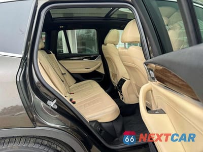 Zdjęcie 6 z 14 samochodu: 2018 BMW X3 XDRIVE30I VIN:5UXTR9C59JLC75432 - miniatura