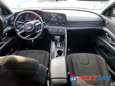 Zdjęcie 8 z 12 samochodu: 2021 HYUNDAI ELANTRA SEL VIN:KMHLM4AG7MU087636 - miniatura