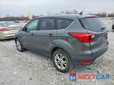 Drugie zdjęcie samochodu z przodu: 2019 FORD ESCAPE SE VIN:1FMCU0GD3KUA77219 - miniatura