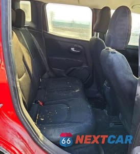 Zdjęcie 10 z 12 samochodu: 2020 JEEP RENEGADE SPORT VIN:ZACNJBAB8LPM09275 - miniatura