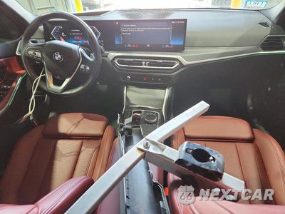 Zdjęcie 8 z 11 samochodu: 2024 BMW 330 VIN:3MW89FF02R8E33452 - miniatura