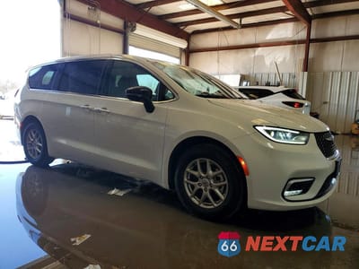 Czwarte zdjęcie samochodu z boku: 2025 CHRYSLER PACIFICA SELECT VIN:2C4RC1BG1SR502894 - miniatura