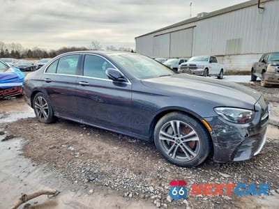 Czwarte zdjęcie samochodu z boku: 2022 MERCEDES-BENZ E 350 4MATIC VIN:W1KZF8EB5NB010152 - miniatura