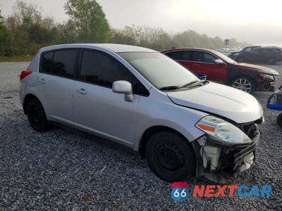 Czwarte zdjęcie samochodu z boku: 2010 NISSAN VERSA 1.8 S VIN:3N1BC1CP2AL391092 - miniatura