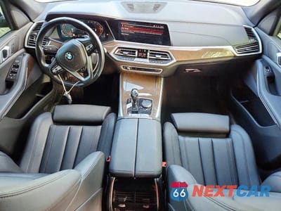 Zdjęcie 8 z 13 samochodu: 2021 BMW X5 XDRIVE40I VIN:5UXCR6C06M9E85605 - miniatura