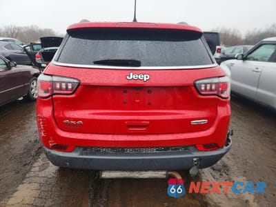 Zdjęcie 6 z 12 samochodu: 2018 JEEP COMPASS LATITUDE VIN:3C4NJDBB3JT458256 - miniatura