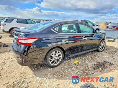 Trzecie zdjęcie samochodu z tyłu: 2015 NISSAN SENTRA SR VIN:3N1AB7AP3FY268030 - miniatura