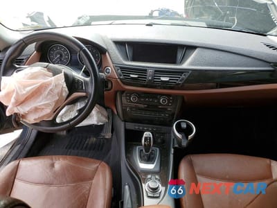 Zdjęcie 8 z 14 samochodu: 2013 BMW X1 XDRIVE28I VIN:WBAVL1C52DVR90133 - miniatura
