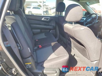 Zdjęcie 11 z 12 samochodu: 2018 NISSAN PATHFINDER S VIN:5N1DR2MM1JC643923 - miniatura