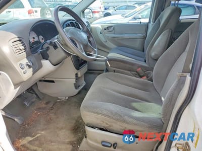 Zdjęcie 7 z 12 samochodu: 2005 DODGE GRAND CARAVAN SXT VIN:2D4GP44L35R525687 - miniatura