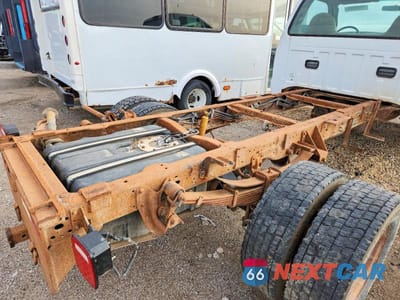 Zdjęcie 10 z 13 samochodu: 2004 FORD F550 SUPER DUTY VIN:1FDAF57PX4EB46977 - miniatura