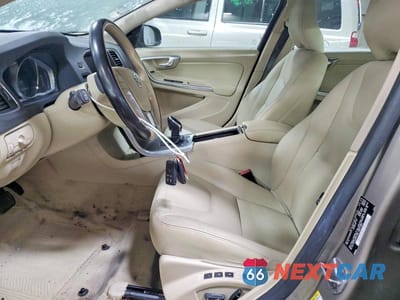 Zdjęcie 7 z 11 samochodu: 2016 VOLVO S60 PREMIER VIN:YV1612TK6G2391311 - miniatura