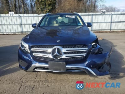 Piąte zdjęcie samochodu w środku: 2019 MERCEDES-BENZ GLC 300 4MATIC VIN:WDC0G4KB1KF668868 - miniatura