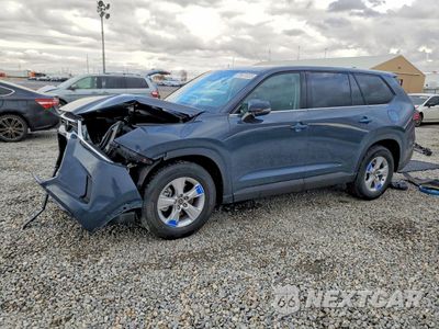 2025 TOYOTA GRAND HIGHLANDER HYBRID LE 5TDACAB50SS047460 - główne zdjęcie licytacji z USA - miniatura