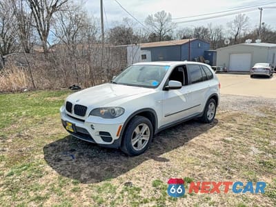 Drugie zdjęcie samochodu z przodu: 2011 BMW X5 XDRIVE35I VIN:5UXZV4C58BL403604 - miniatura