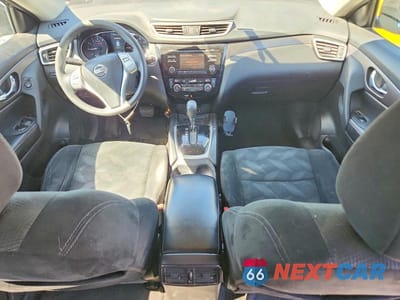 Zdjęcie 8 z 13 samochodu: 2015 NISSAN ROGUE SV VIN:5N1AT2MV6FC925513 - miniatura