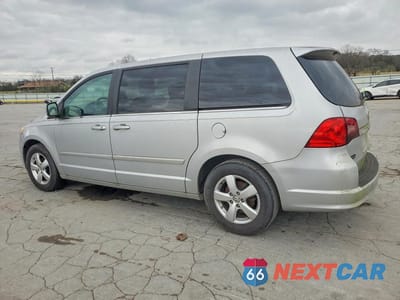 Drugie zdjęcie samochodu z przodu: 2010 VOLKSWAGEN ROUTAN SE VIN:2V4RW3D13AR281850 - miniatura