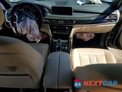 Zdjęcie 8 z 14 samochodu: 2018 BMW X5 XDRIVE35D VIN:5UXKS4C55J0Z90306 - miniatura