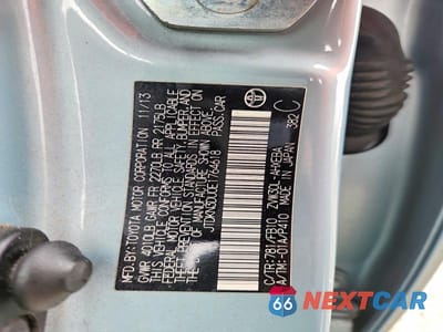 Zdjęcie 12 z 12 samochodu: 2014 TOYOTA PRIUS THREE VIN:JTDKN3DU0E1764618 - miniatura