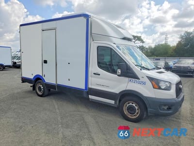 Czwarte zdjęcie samochodu z boku: 2021 FORD TRANSIT DELIVERY TRUCK VIN:1FDBW5Z80MKA84307 - miniatura