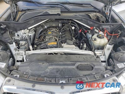 Zdjęcie 12 z 12 samochodu: 2016 BMW X5 SDRIVE35I VIN:5UXKR2C51G0R72720 - miniatura